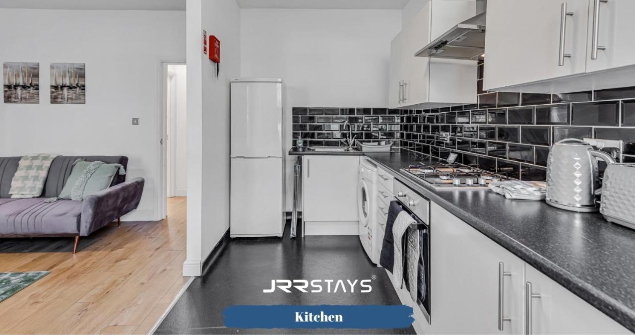 Cardiff Stylish 2 Bedroom Sleeps 6 Wi-Fi - Jrr Stays Ngoại thất bức ảnh